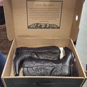Tecovas Dark Leather Western Boots